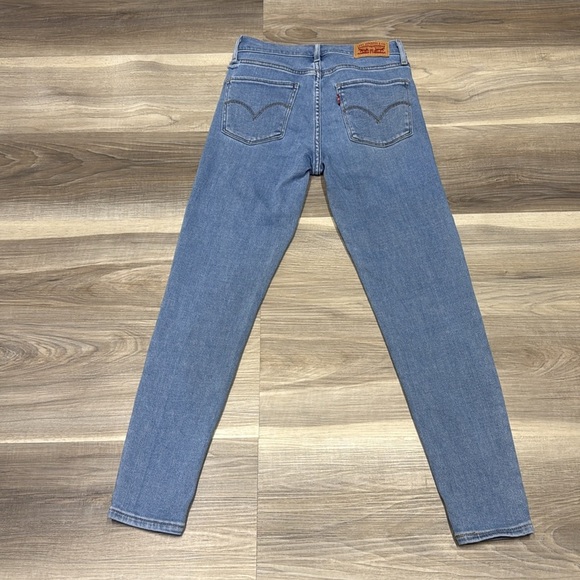 720 Levi's Blue super High Rise Jeans skinny crop size 25 - Picture 9 of 11